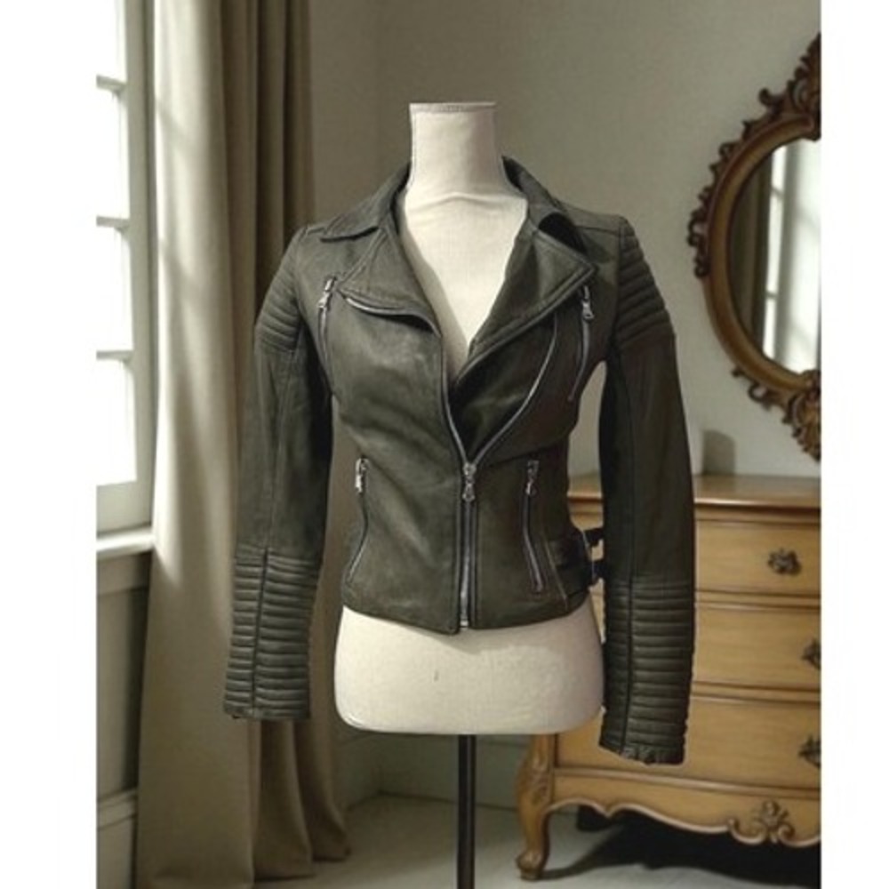 Massimo Leather Moto Jacket Made in Italy Asymmetrical Zip Buckle Detail XS